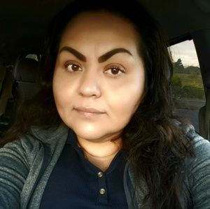 Meet your Posher, Gabriela